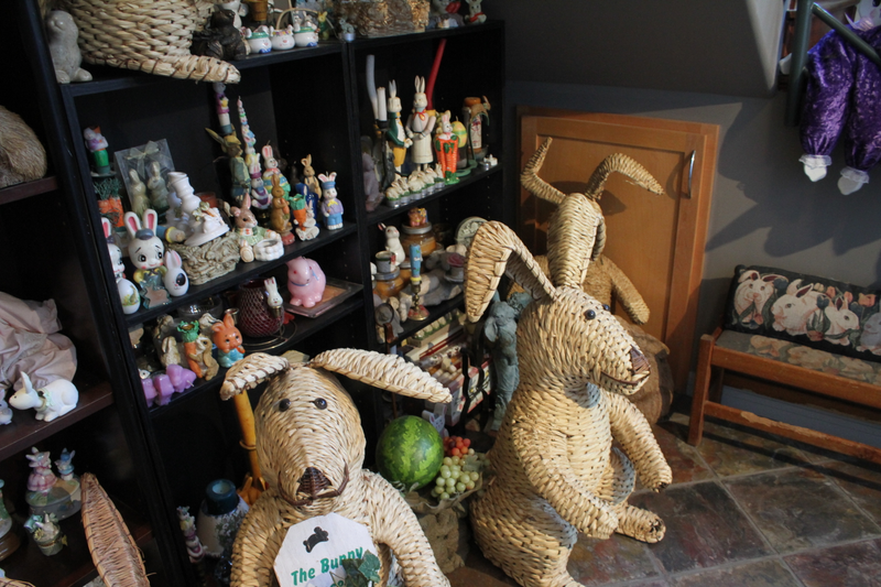Illustration for article titled Happy Easter! Stef And Puff's Trip To The Bunny Museum
